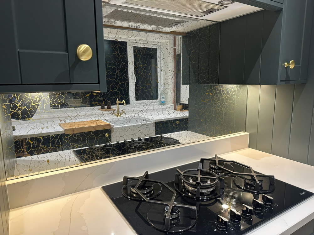 Picture of Gold Vein Mirror Splashback